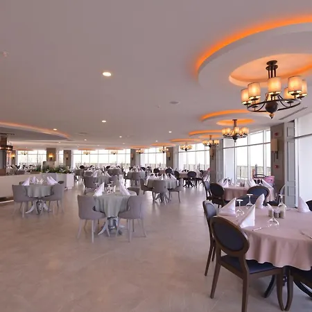 Sivas Termal & Hotell 5*